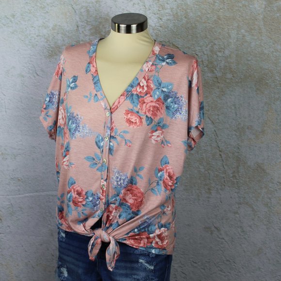 Soft Pink, Short Sleeve Tie Front Blouse - Picture 3 of 3